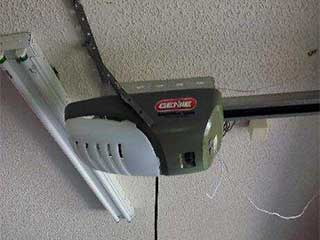 Common Garage Door Opener Malfunctions | Garage Door Repair Roseville, CA Common Garage Door Opener Malfunctions | Garage Door Repair Roseville, CA